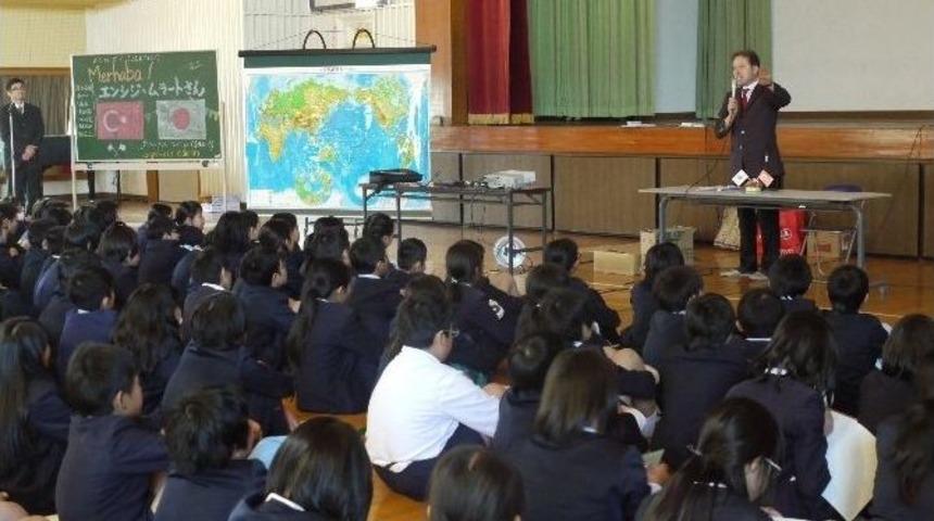 Japon &Ouml;ğrencilere Japonya-t&uuml;rkiye İlişkilerinin Tarihini Anlattı