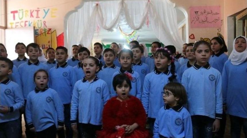 Savaşın 6. Yılında Suriyeli &Ouml;ğrencilerden Dikkat &Ccedil;eken Etkinlik