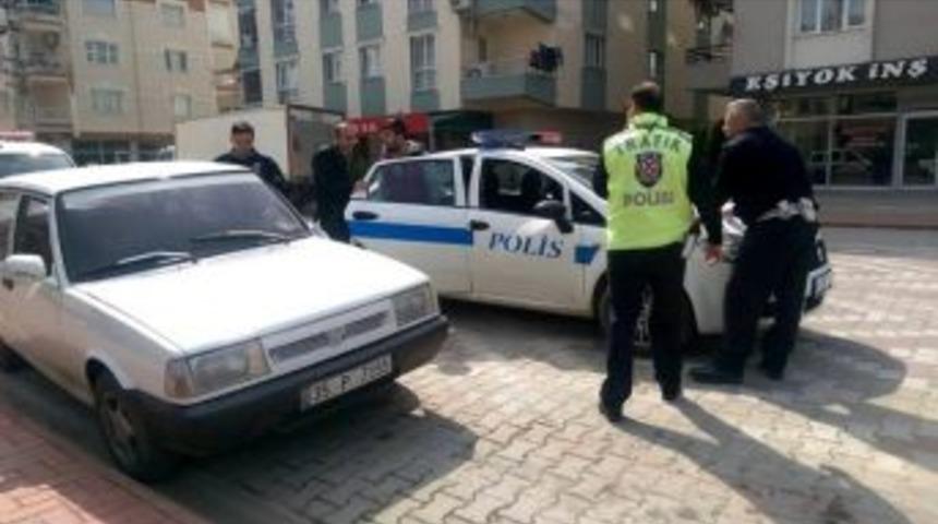 Polisten S&uuml;r&uuml;c&uuml;ye: "durdurmak İ&ccedil;in Ateş Mi Edelim?"