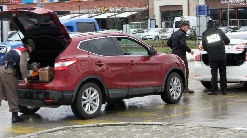Bolu&rsquo;da Tem Otoyolu Ve Avm&rsquo;lerdeki Ara&ccedil;lar Didik Didik Aranıyor
