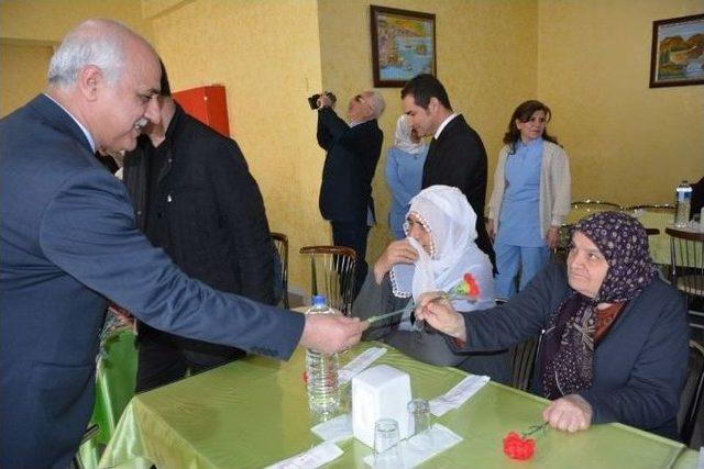 Malatya Valisi Süleyman Kamçı, ‘iyilik Haftası’ Etkinliğine Katıldı