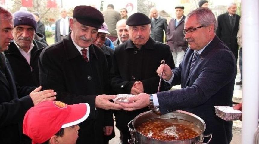 T&uuml;rkav&rsquo;dan Kuru Ekmek Ve &Uuml;z&uuml;m Hoşafı