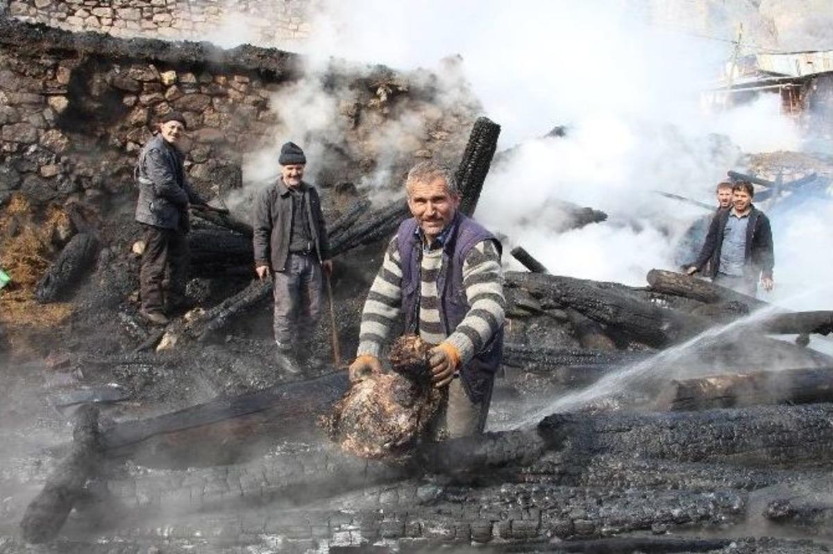 Oltu&rsquo;da Korkutan Yangın