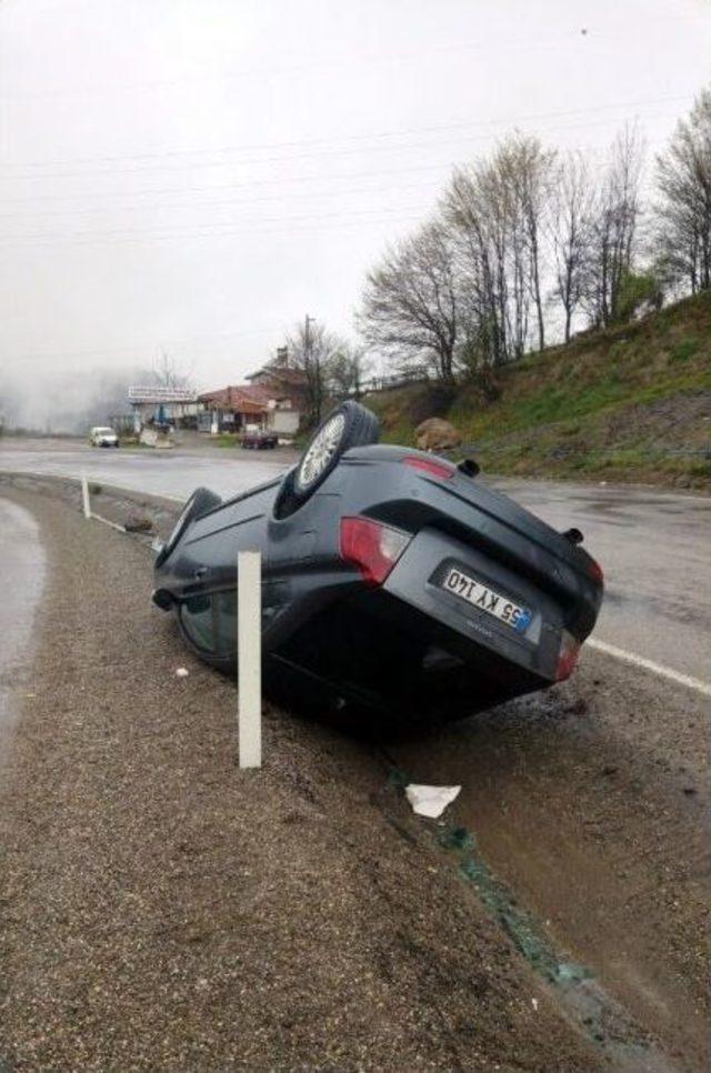 2 Otomobil Takla Atıp Su Kanalına Düştü: 5 Yaralı