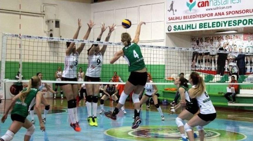 Salihli Belediye D&uuml;nya Şampiyonuna Boyun Eğdi