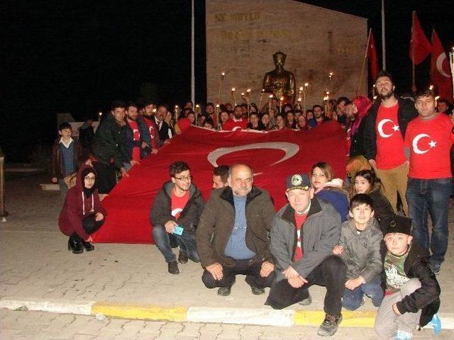 Çatalzeytin’de Teröre Tepki Yürüyüşü Yapıldı