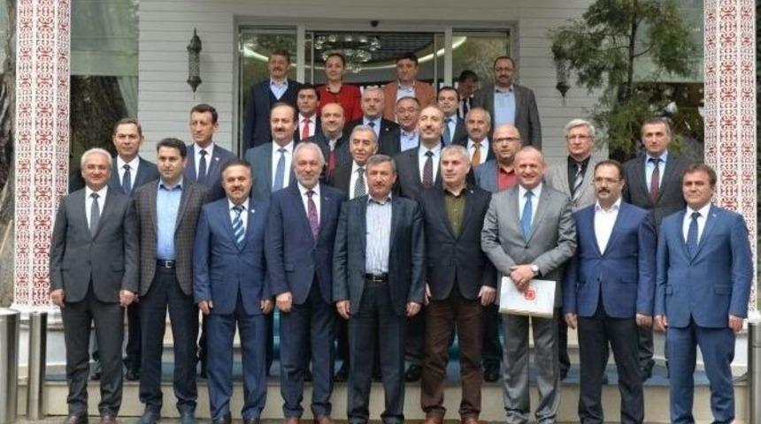 Belediye Başkanları K&uuml;tahya&rsquo;da Buluştu