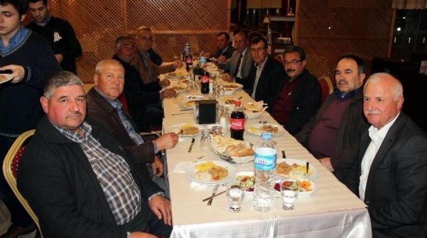 Muhtarlar Birlik Ve Beraberlik Yemeğinde Buluştu