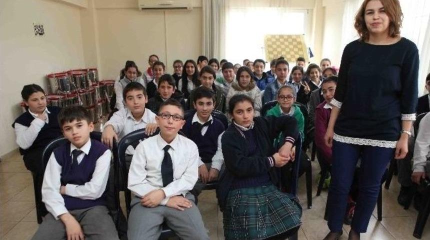 Bayraklı&rsquo;da &Ouml;ğrencilere Sınav T&uuml;yoları