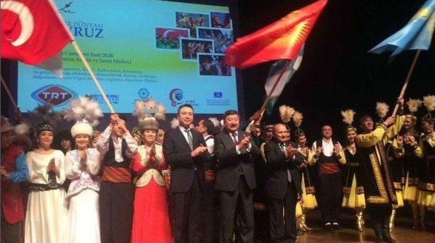T&uuml;rksoy, Nevruz Coşkusunu Dev Etkinlikle Kutluyor