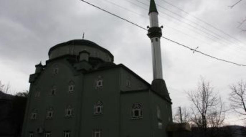 B&uuml;y&uuml;kşehir Minaresi Olmayan Caminin Minaresini Yaptı