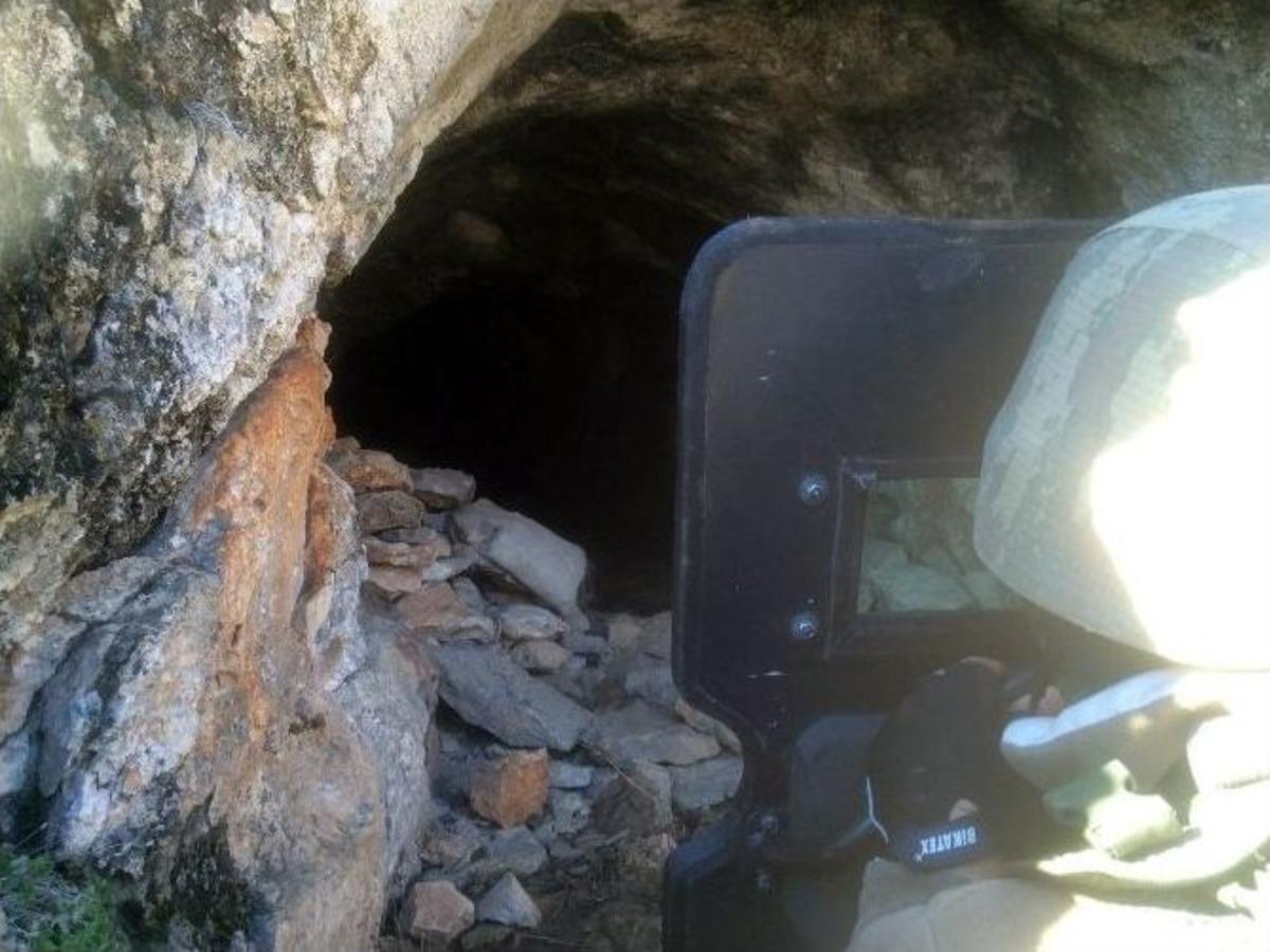 Komandolardan Tunceli&rsquo;deki 8 Odalı Pkk Mağarasına Dev Operasyon