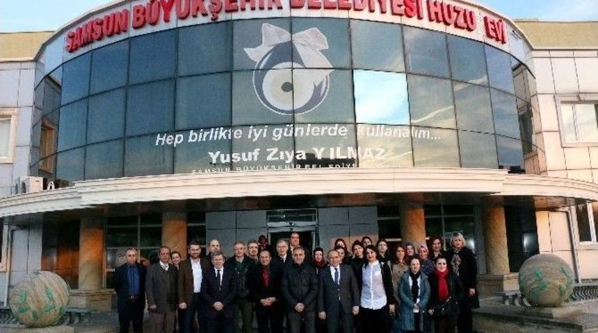 Anadolu Hastanesi&rsquo;nden Huzurevi Sakinlerine Moral Ziyareti