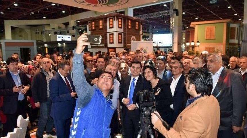 En İyi Stant &Ouml;d&uuml;l&uuml; Kepez Belediyesi&rsquo;ne