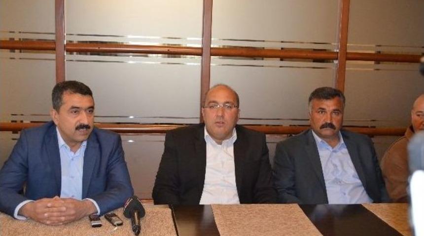 Sebzeciler Meyveciler Seyyar Pazarcılar Federasyonu Genel Başkanı Karaca, Malatya Esnafıyla Bir Araya Geldi