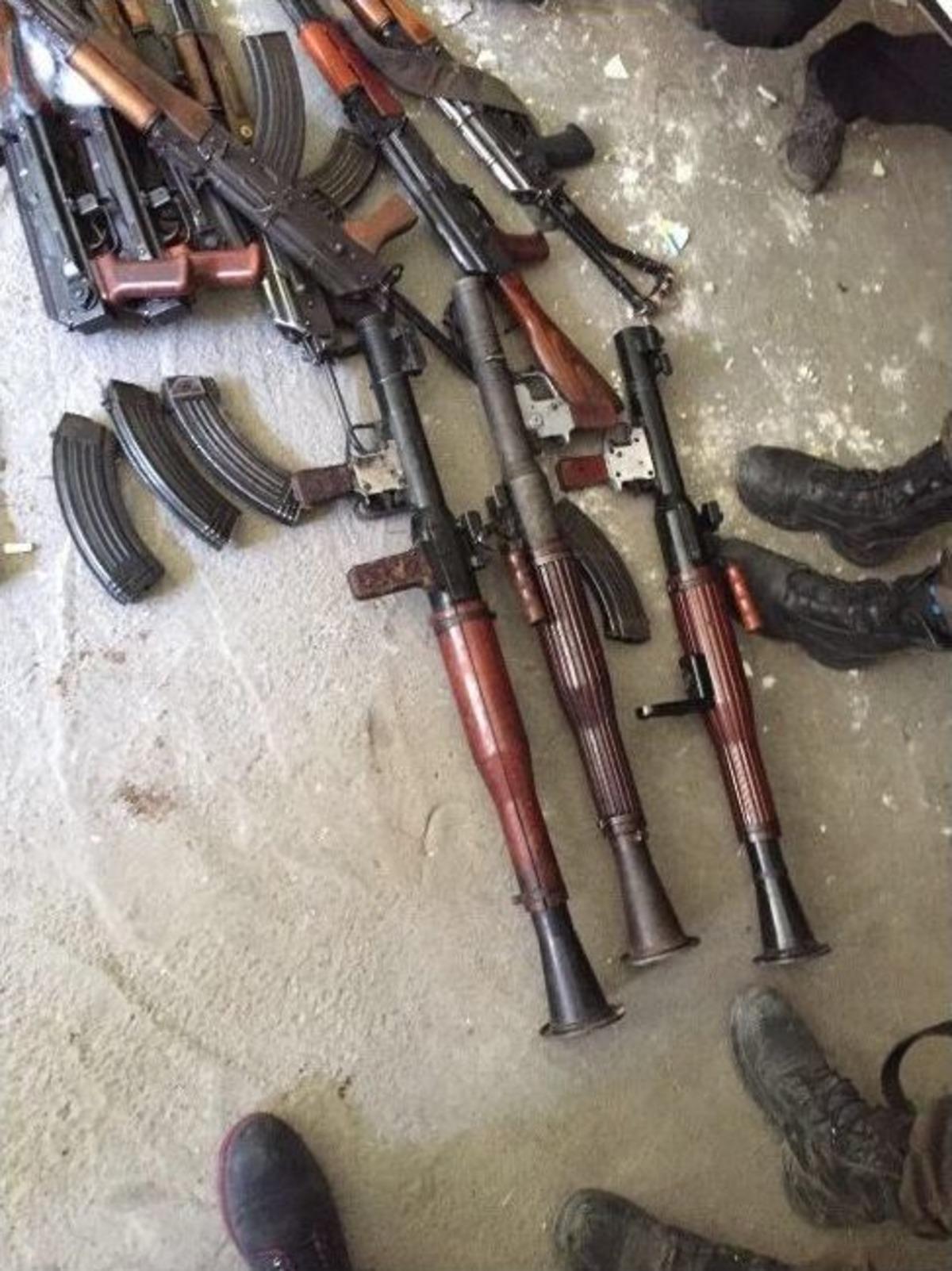 Diyarbakır Kaynartepe&rsquo;de &Ccedil;ok Sayıda Silah Ve M&uuml;himmat Ele Ge&ccedil;irildi