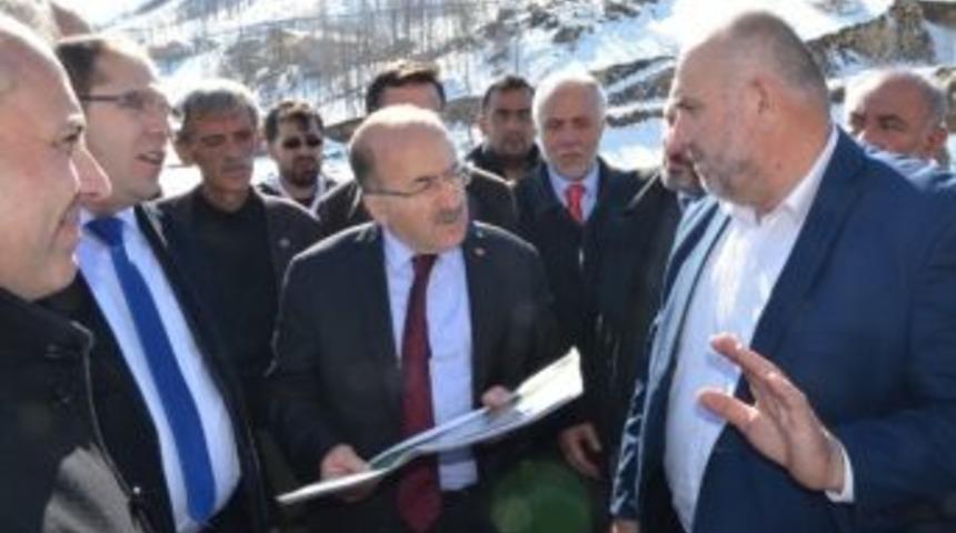 Başkan G&uuml;mr&uuml;k&ccedil;&uuml;oğlu İl&ccedil;e Gezilerine Devam Ediyor
