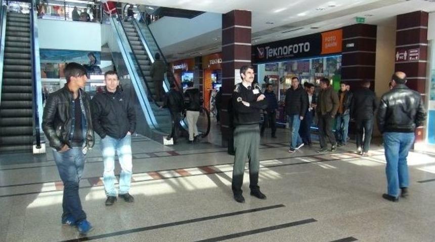 Tatvan&rsquo;da G&uuml;venlik &Ouml;nlemleri En &Uuml;st Seviyeye &Ccedil;ıkarıldı