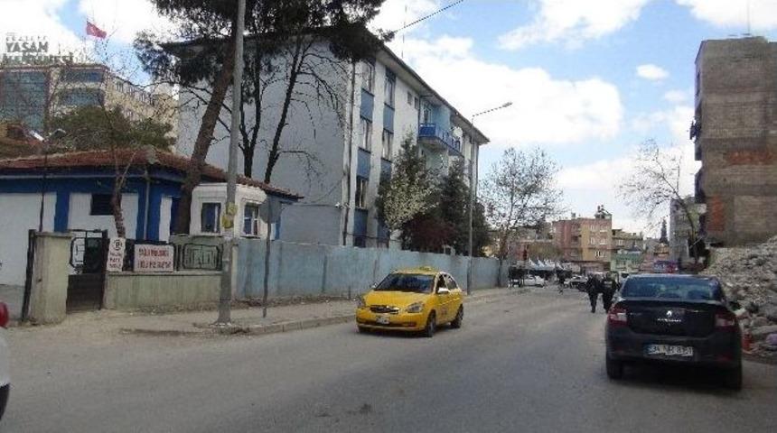 Gaziantep&rsquo;te Polis Merkezi&rsquo;ne Pompalı T&uuml;fekle Saldırı
