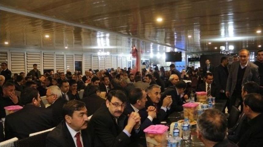 Mardin&rsquo;e Atanan Milli Eğitim M&uuml;d&uuml;r&uuml;ne Veda Yemeği