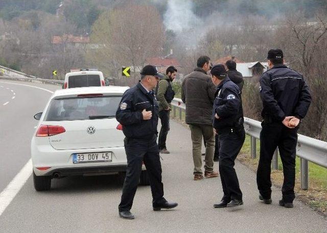 Bolu Tem’de Şüpheli Araç, Polisi Alarma Geçirdi