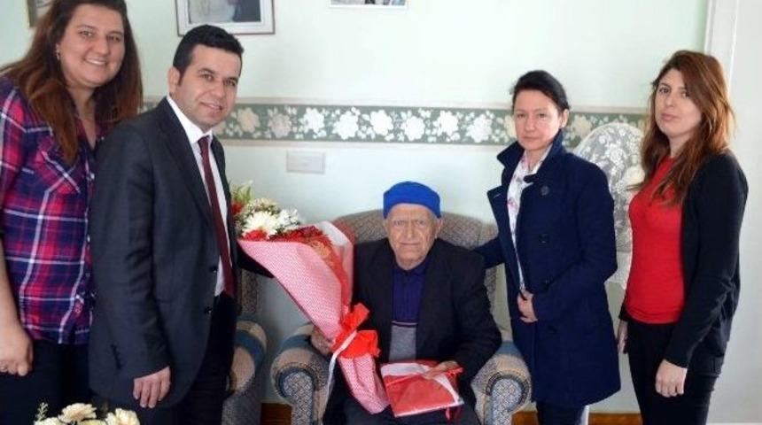 Germencik Belediyesi&rsquo;nden Şehit Ailelerine Anlamlı Ziyaret