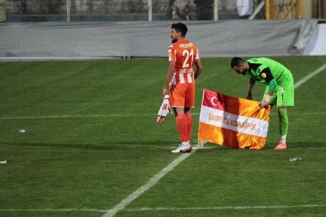 &lsquo;adana Derbisi&rsquo;nde G&uuml;len Taraf Adanaspor