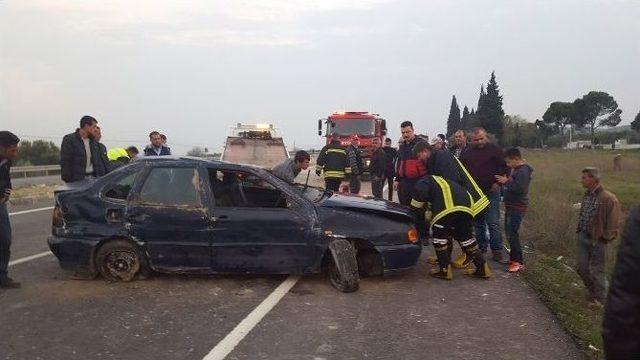 Manisa’da Otomobil Takla Attı: 5 Yaralı