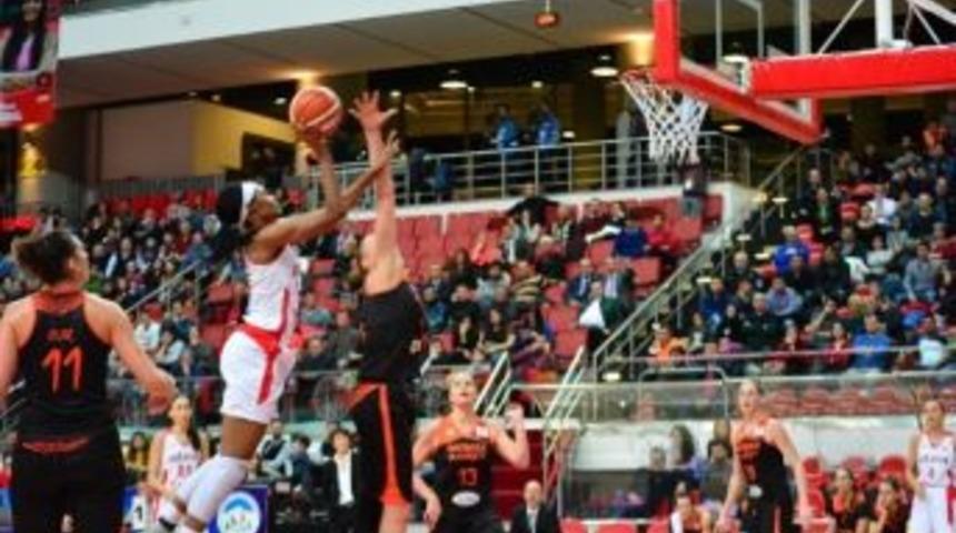 Eurocup&rsquo;ta Yarı Final Zamanı