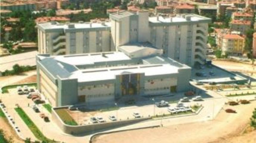 Hastaneye Ek Bina Yapılıyor