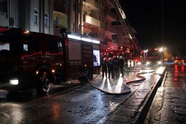 Çatı Yangını Korku Dolu Anlar Yaşattı 2