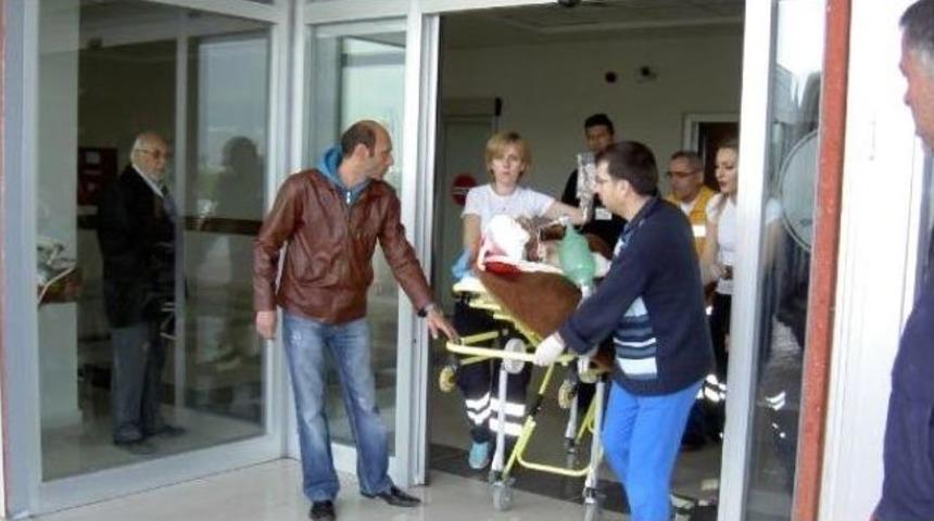 Ev Y&uuml;z&uuml;nden Evladını &Ouml;ld&uuml;rd&uuml;