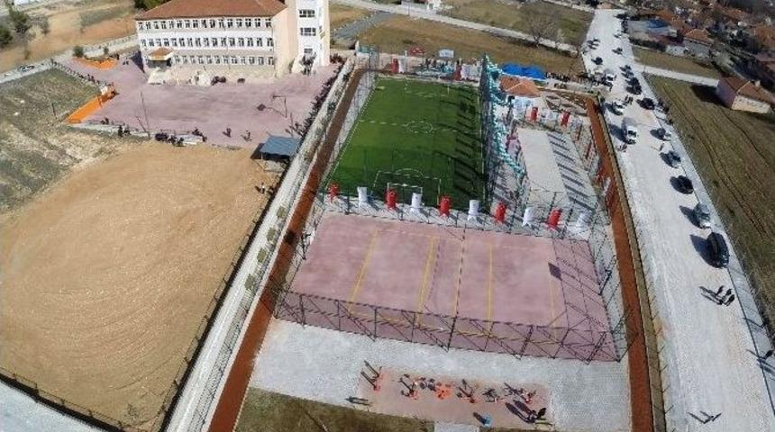 Pamukkale Belediyesi&rsquo;nden Uzunpınar Mahallesi&rsquo;ne 1 Milyon Tl&rsquo;lik Yatırım