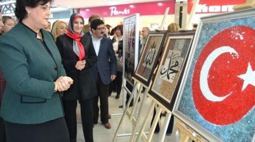 &Ccedil;anakkale Zaferi&rsquo;ne &Uuml;&ccedil; Boyutlu Bakış