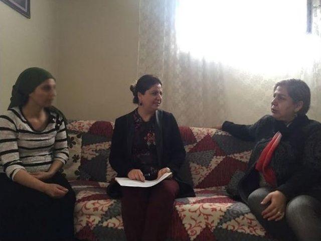 Ayşe Kam&ccedil;ı, Aile Ziyaretlerine Devam Ediyor 1