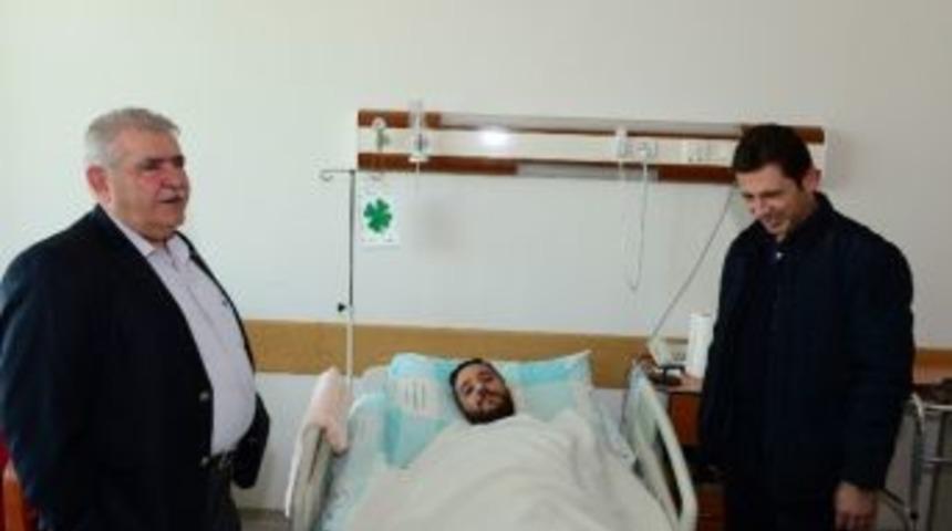 Başkan Mah&ccedil;i&ccedil;ek, Yaralı Polisi Ziyaret Etti