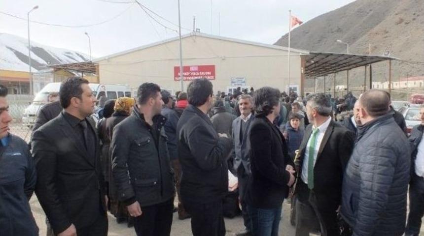 Stk Temsilcileri Sınır Kapısında İncelemelerde Bulundu