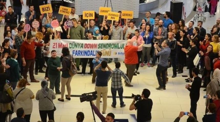 Down Sendromlular İ&ccedil;in Zamanı Durdurdular