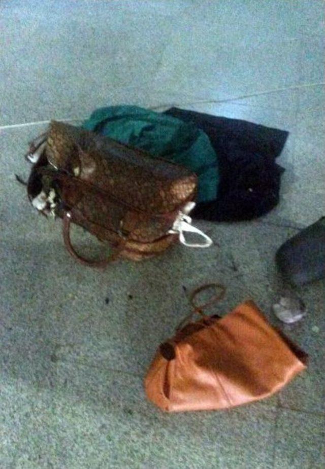 Ş&uuml;pheli &Ccedil;anta Tıp Fak&uuml;ltesi&rsquo;ni Boşalttırdı 1