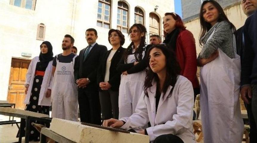 Eyy&uuml;biye Belediyesinden Taş Oymacılığı Kursu