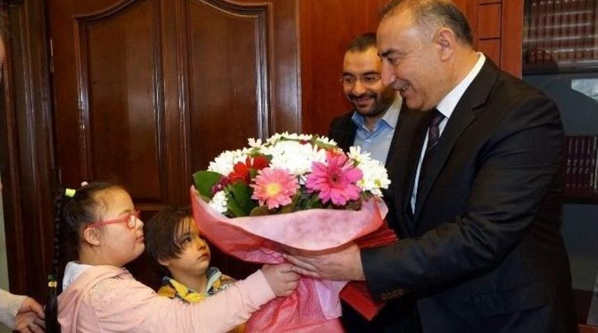 Down Sendromlu &Ccedil;ocuklar Ve Aileleri Nevşehir Belediyesi&rsquo;nde