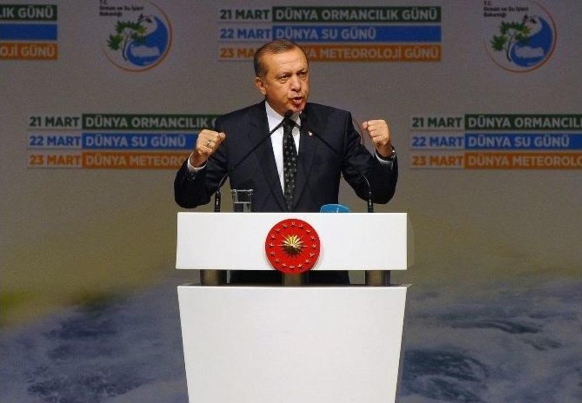 Cumhurbaşkanı Erdoğan: "t&uuml;rkiye&rsquo;yi &Ouml;zg&uuml;rl&uuml;k Ve İnsan Hakları Kıskacında Ezmeye &Ccedil;alışıyorlar"