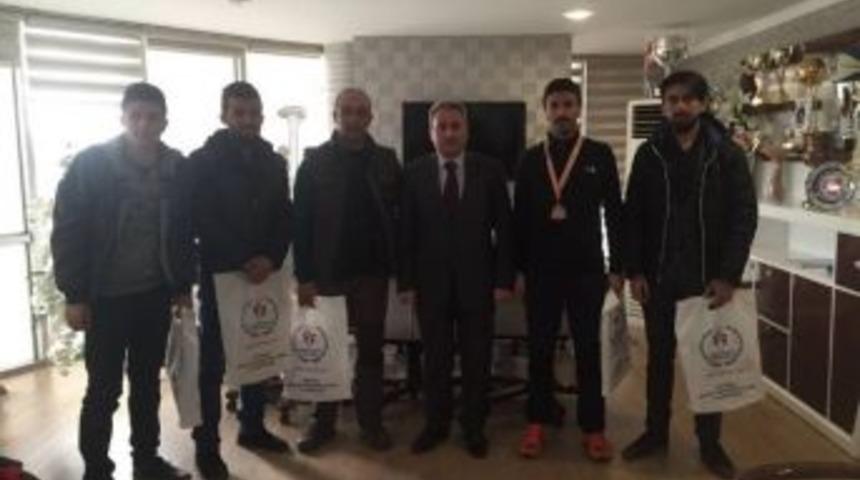 Oryantiring&ccedil;iler &Ouml;d&uuml;llendirildi