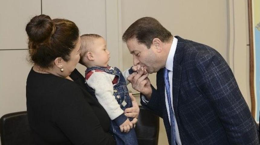 Başkan Ali Kılı&ccedil;, Makamında 45 Bin Kişiyi Ağırladı