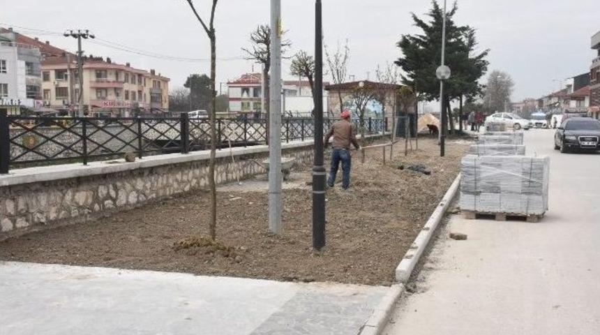 Sagu&ccedil; Meydanı D&uuml;zenleniyor