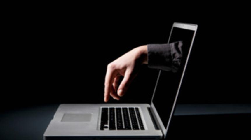 G&uuml;venlik i&ccedil;in dev adım