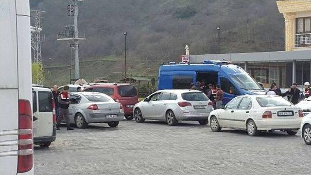 Boz&uuml;y&uuml;k&rsquo;te Jandarma Ekipleri Trafik Denetimleri Sıklaştırıldı 2