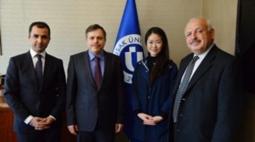 Prof. Dr. Aziz Sancar Kız &Ccedil;ocukları İ&ccedil;in Stem Kampları Projesi Uşak&rsquo;ta
