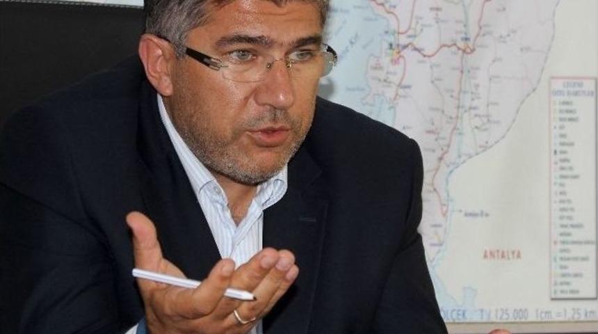 Milletvekili &Ouml;zt&uuml;rk: Suriyeliler İddiası Hayal &Uuml;r&uuml;n&uuml;