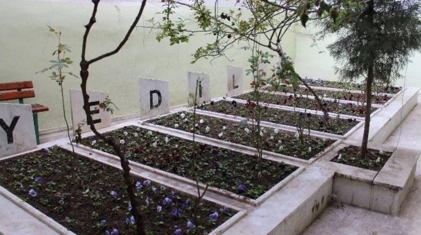 Yediler Türbesi Onarıldı